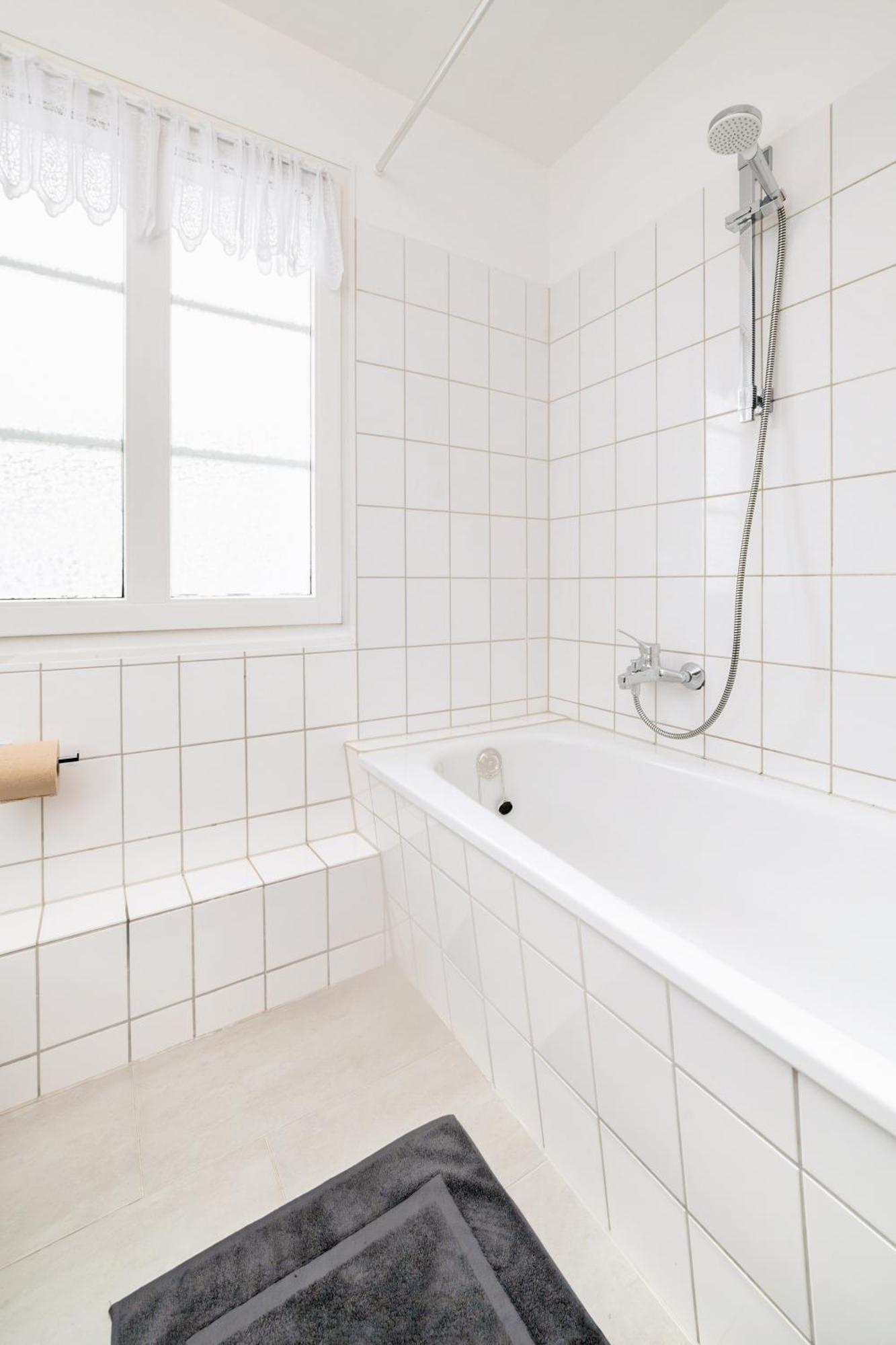 Smart Home - Wuppertal - Perfect For 6 Guests - Central - Netflix - Schwebebahn - Free Parking Zone 外观 照片